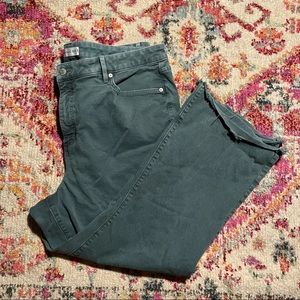 Loft Curvy Kick Crop Jeans